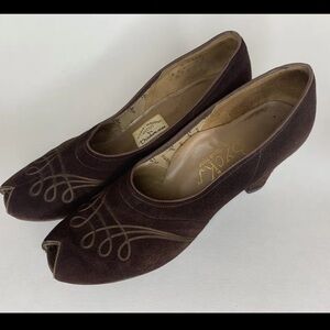 VTG 1930s Peep Toe Suede Heels Pumps Sz 8AAAA